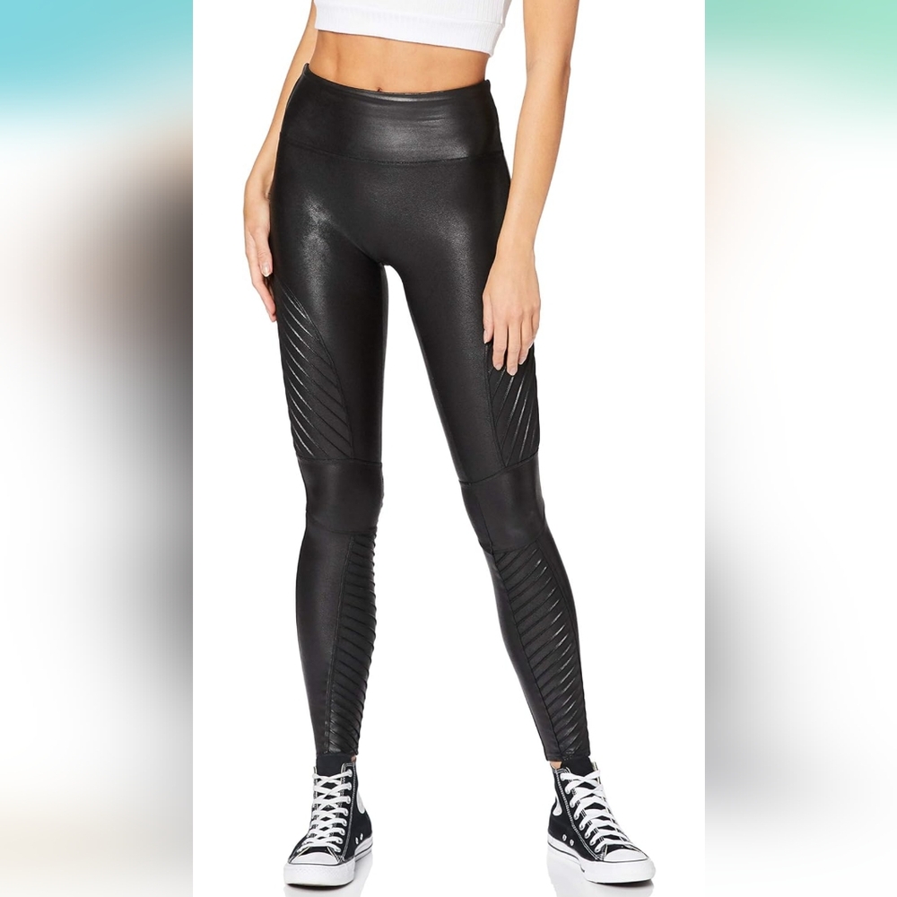 Spanx Faux Leather Moto Leggings. Size M